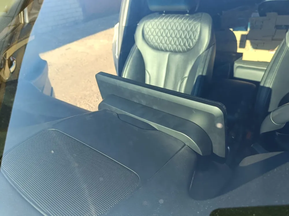 ���������� ����� 12,3* Hyundai Santa Fe 4 2018-2021
